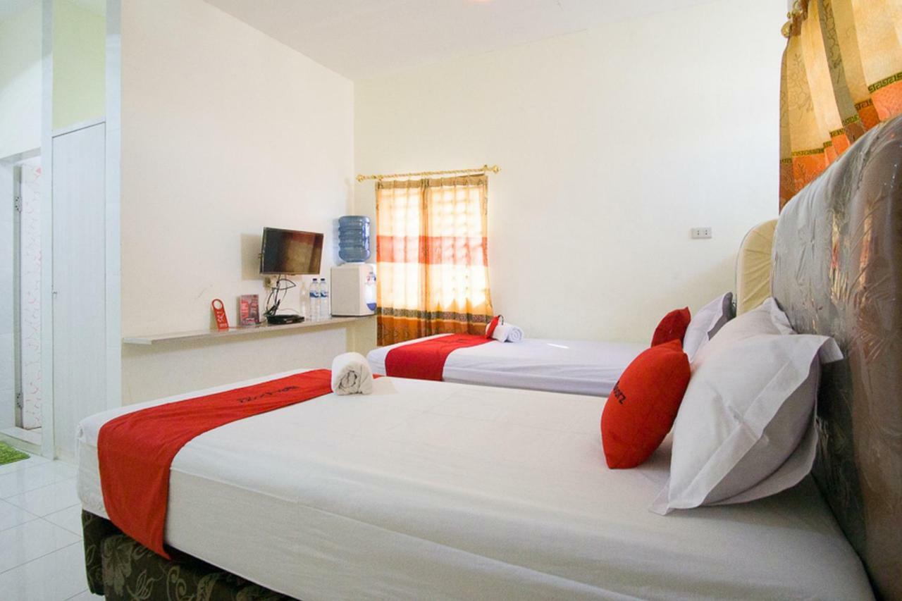 Reddoorz @ Pematangsiantar 2 Hotell Exteriör bild