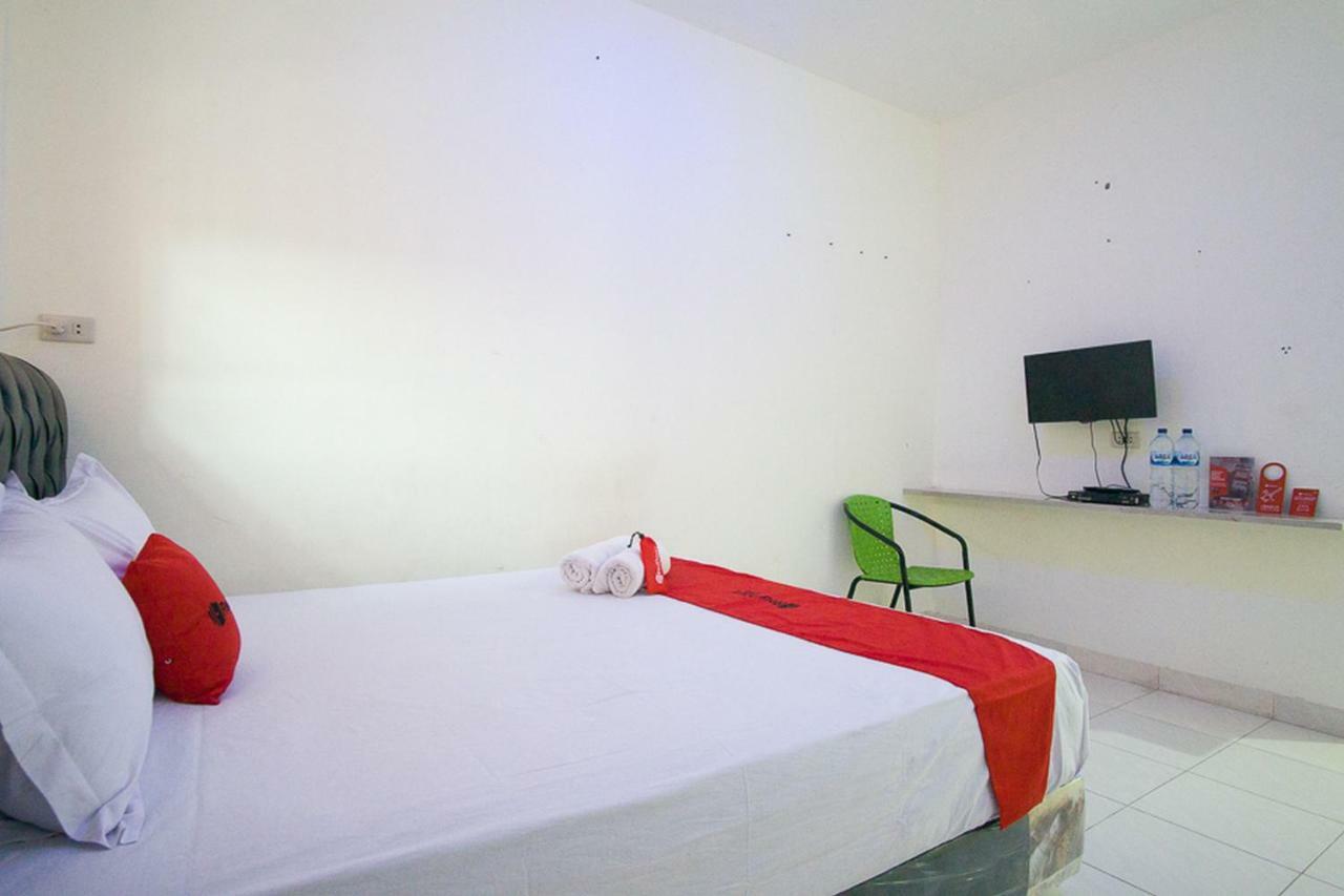 Reddoorz @ Pematangsiantar 2 Hotell Exteriör bild